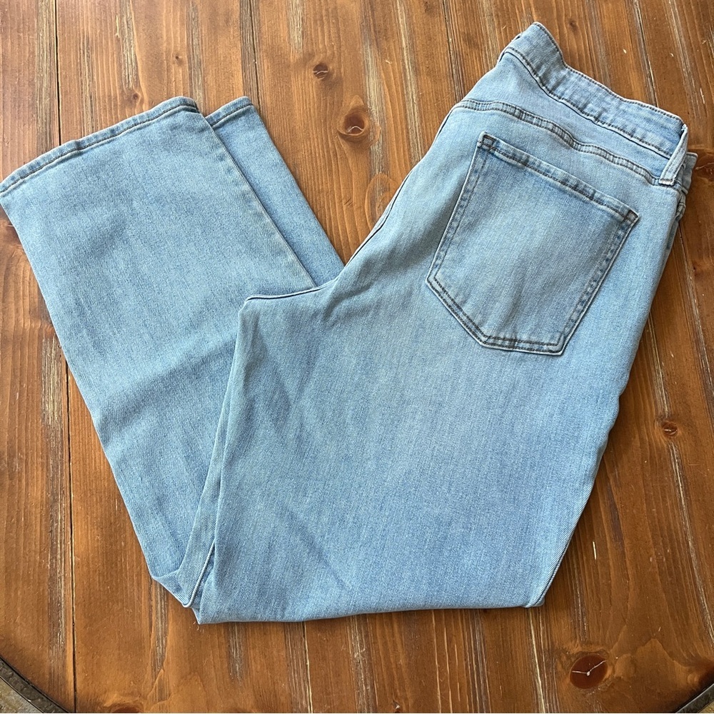 Light Blue Women's High-Rise Straight Jeans